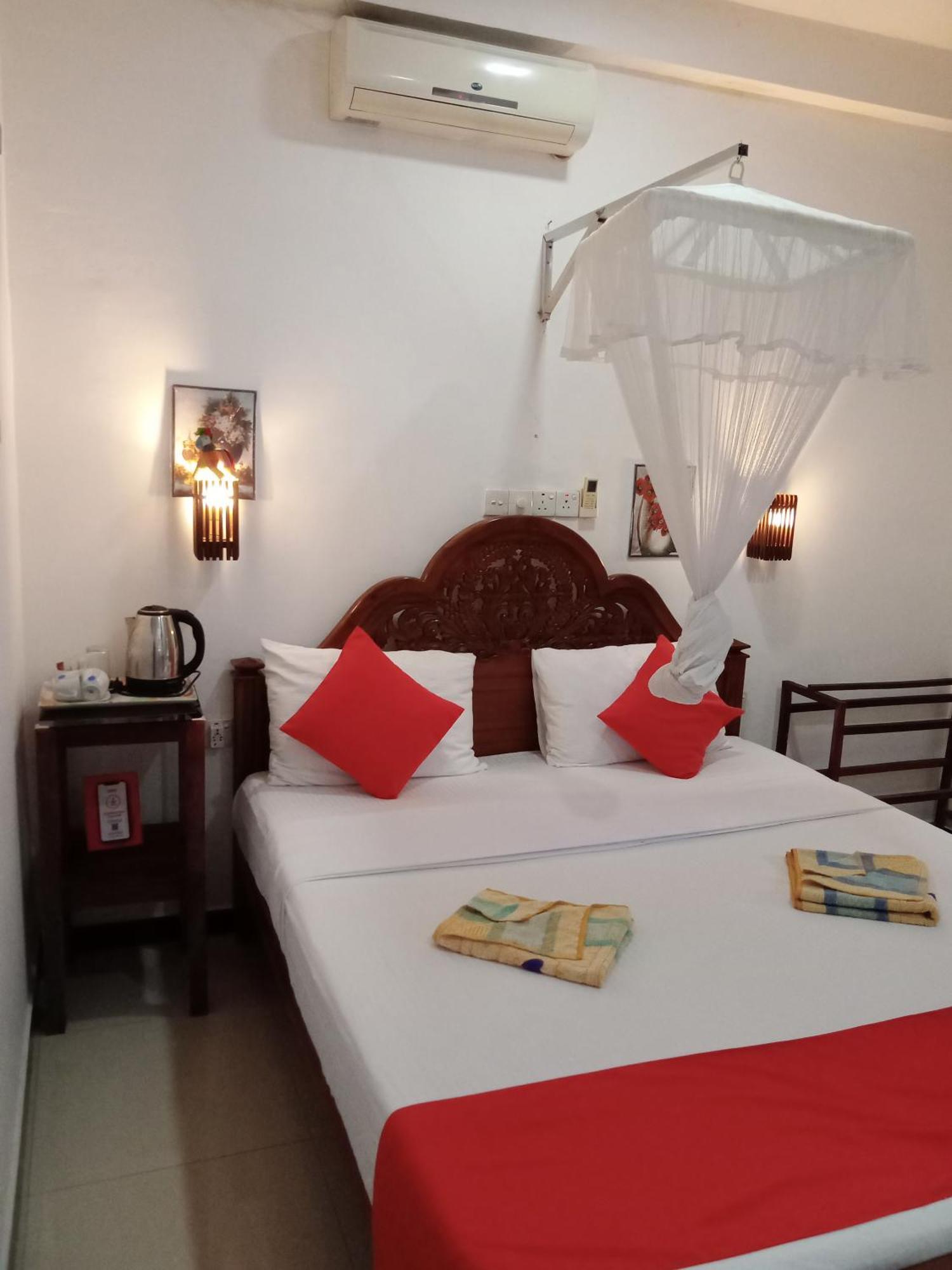 Awon Mirissa Hotel Exterior photo