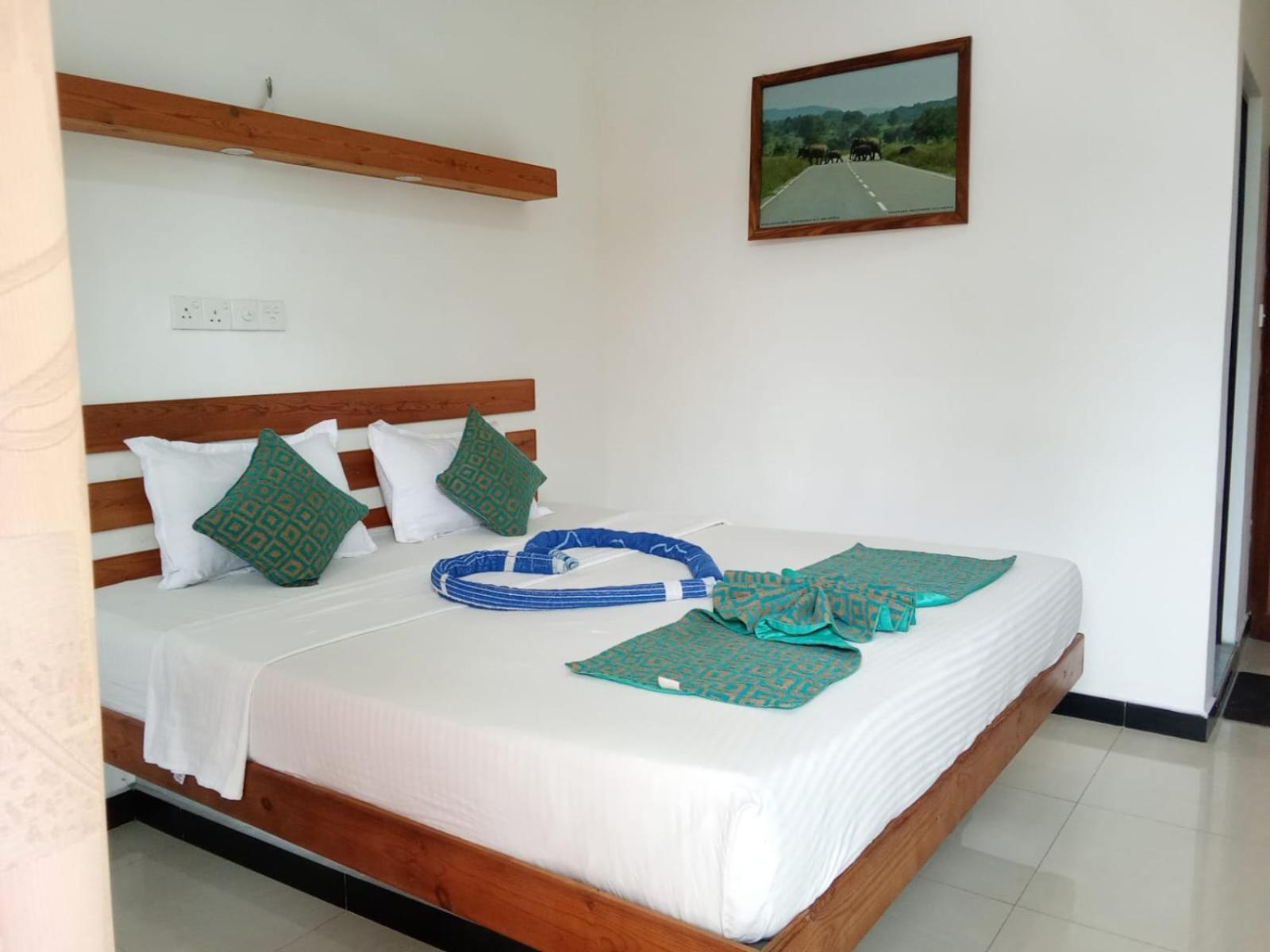 Awon Mirissa Hotel Exterior photo