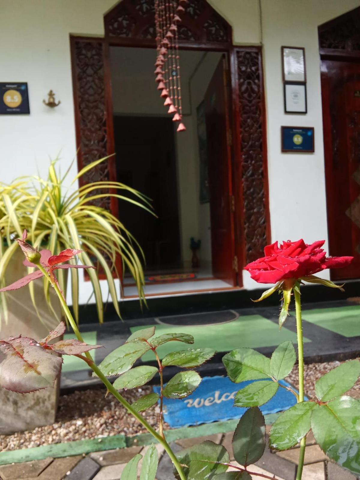 Awon Mirissa Hotel Exterior photo