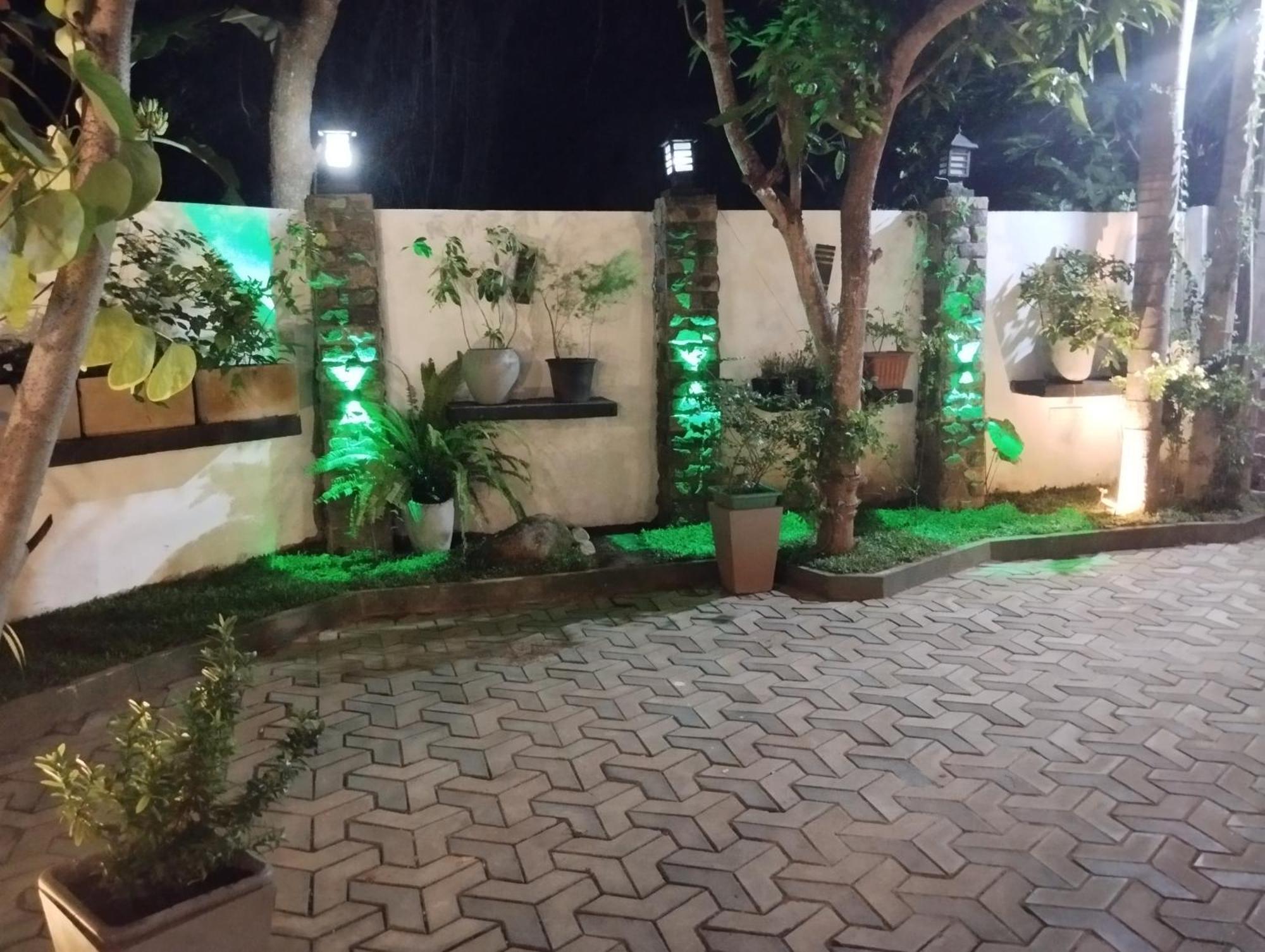 Awon Mirissa Hotel Exterior photo